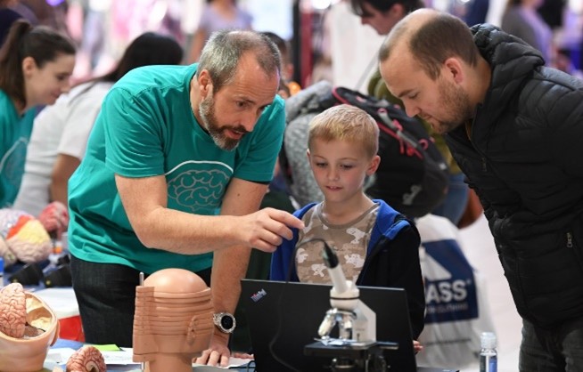 Brain games: Celebrating pioneering neuroscience research in Manchester
