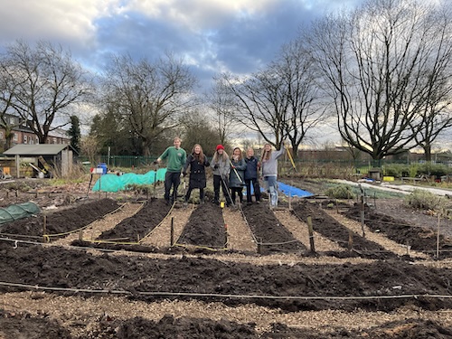 Manchester urban diggers: Platt Fields market garden